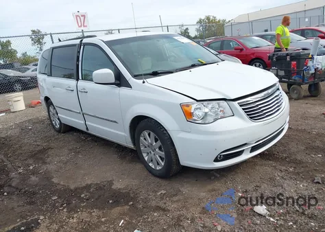 2015 Chrysler Town & Country Touring из США, поврежденный, VIN 2C4RC1BG7FR755174